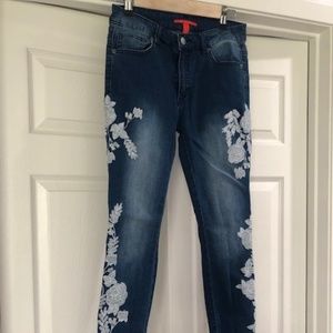 Women's jeans size 28